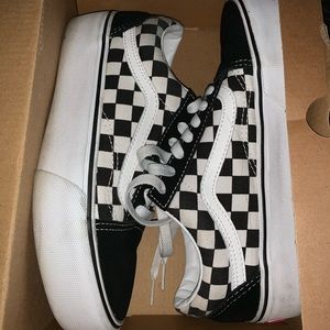 Old skool platform vans (checkered)